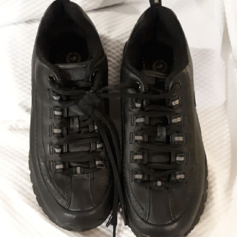 Skechers work shoes black size6